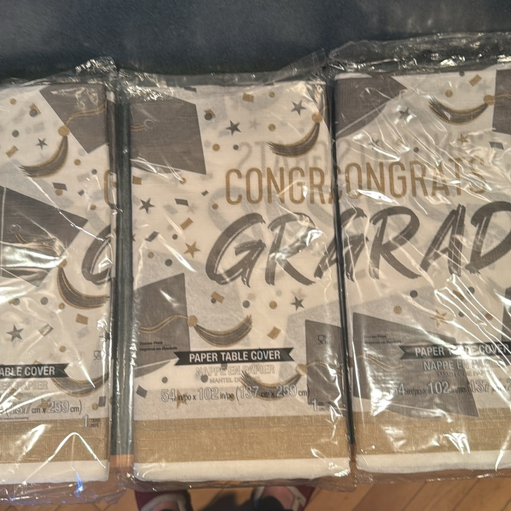 Grad Party Set - Picture 4 of 6